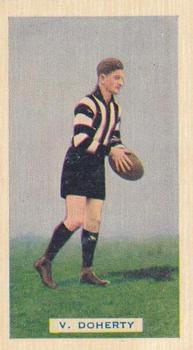1935 Hoadley's League Footballers #29 Vincent Doherty Front